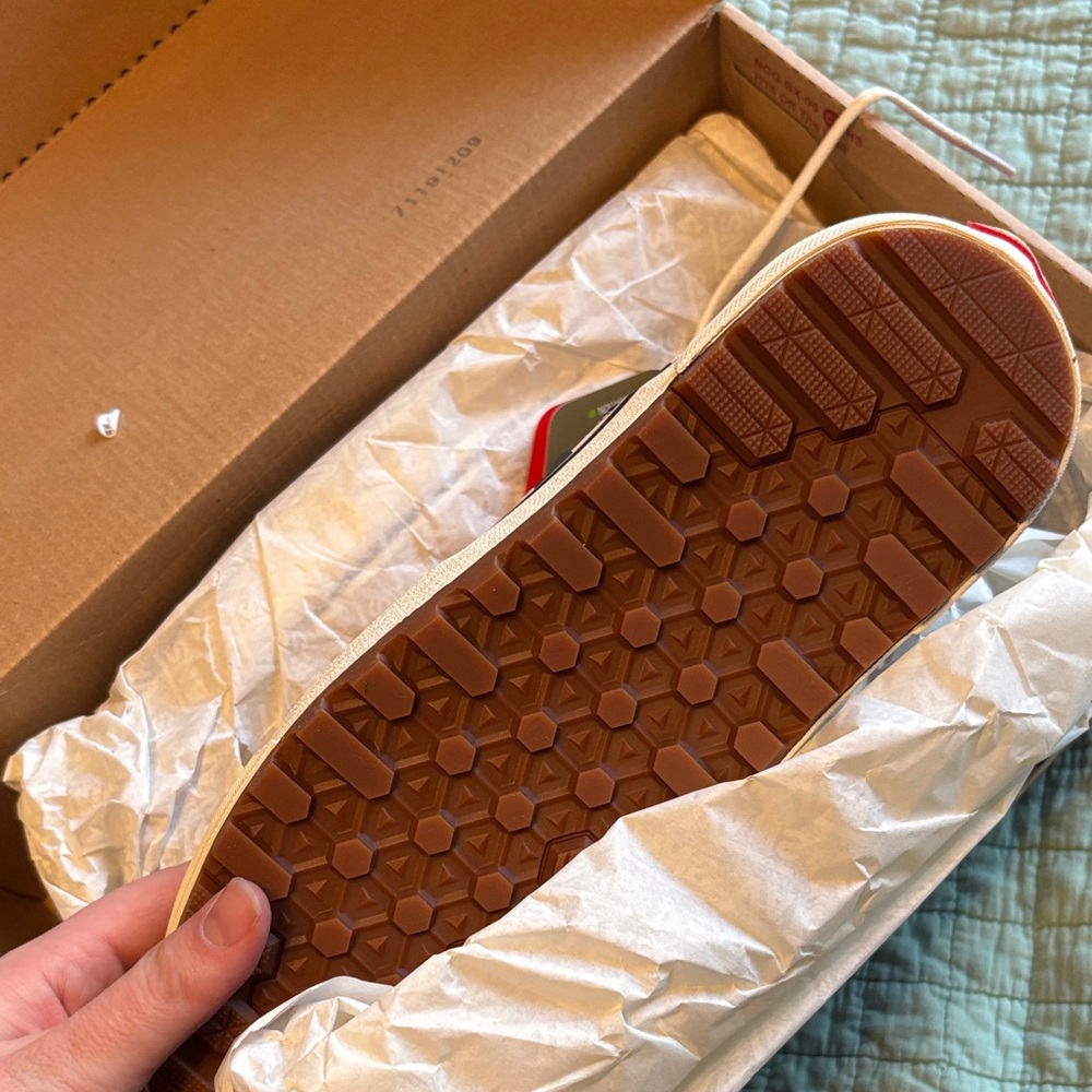 Vans New in Box Sk8-Hi Checkerboard Shoes - Picture 3 of 3